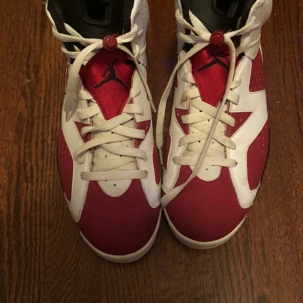 Jordan Carmine RETRO 6’s